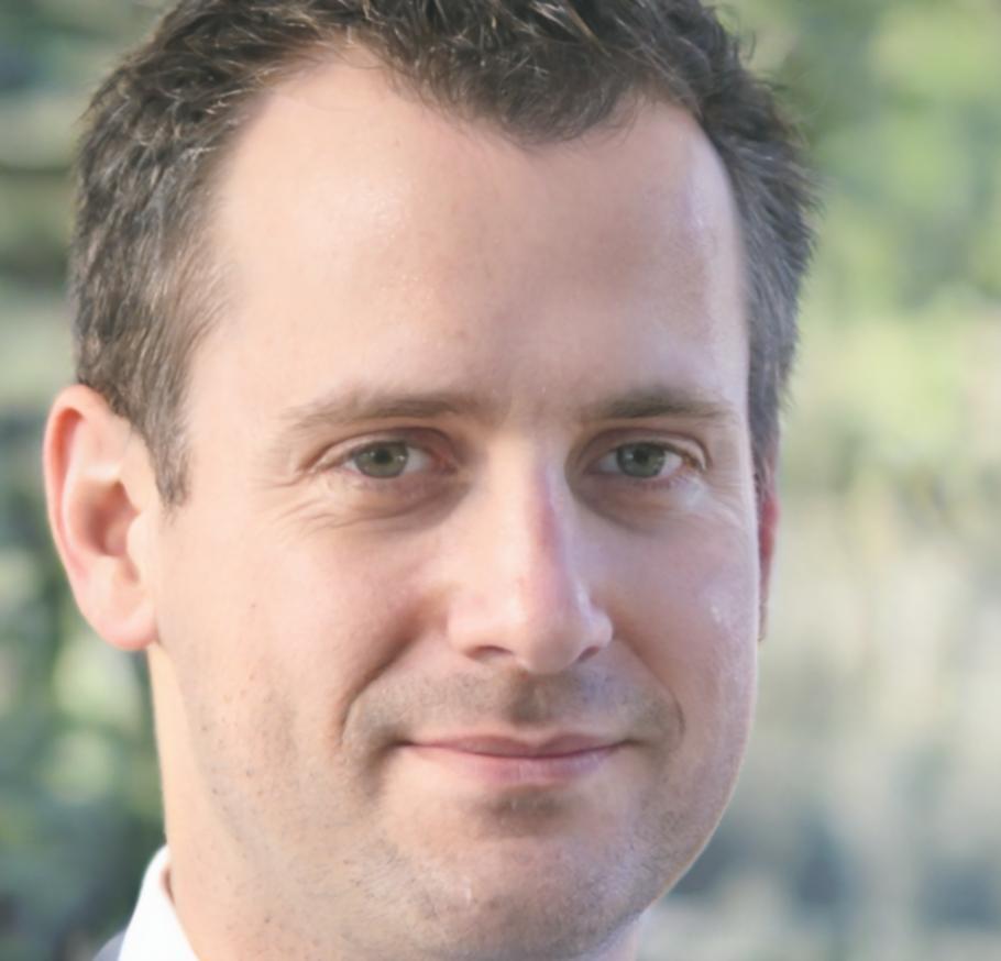 Professional video editor and instructor